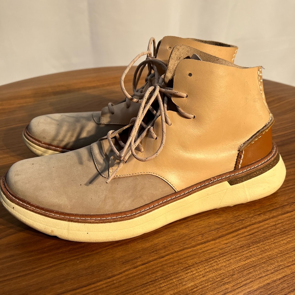 Ohw -who boots. Size 44 / 11us